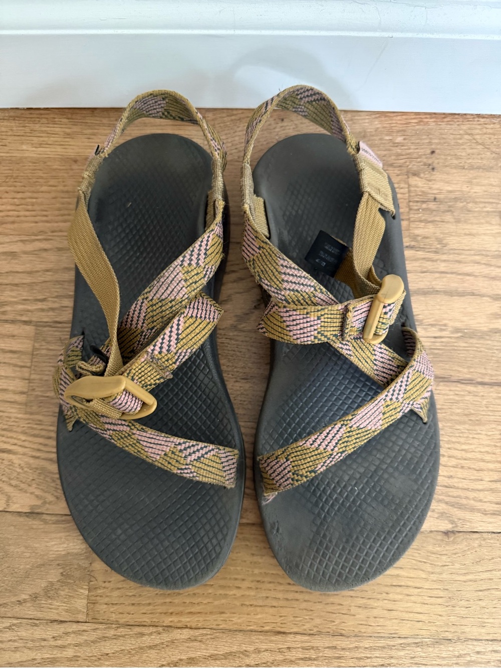 Chaco women’s size 9 sandal